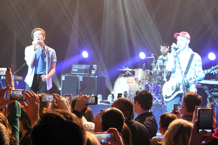 Grammy-winning band Fun perform at the 2013/14 A+E Networks Upfront in NYC Grammy-winning band Fun perform at the 2013/14 A+E Networks Upfront in NYC
