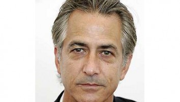 David Strathairn